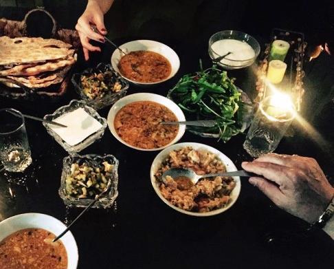 عکس آبگوشت خوری