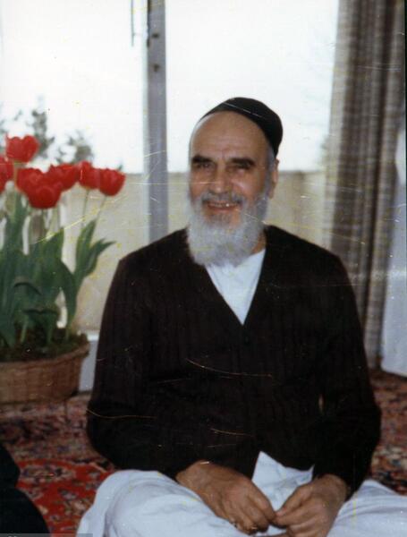 عکس لبخند خمینی