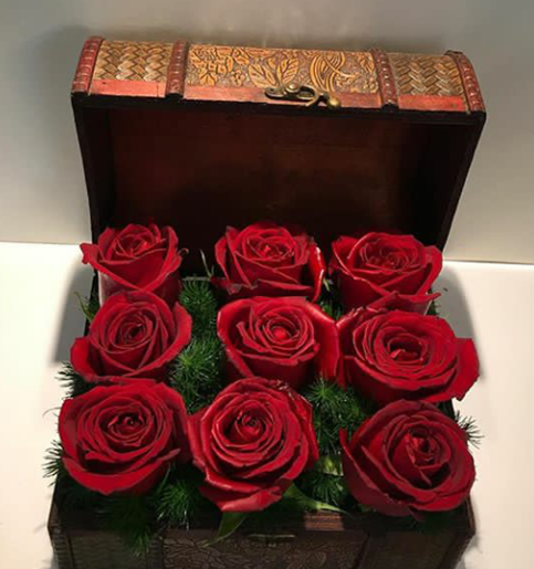 عکس گل رز جعبه ای