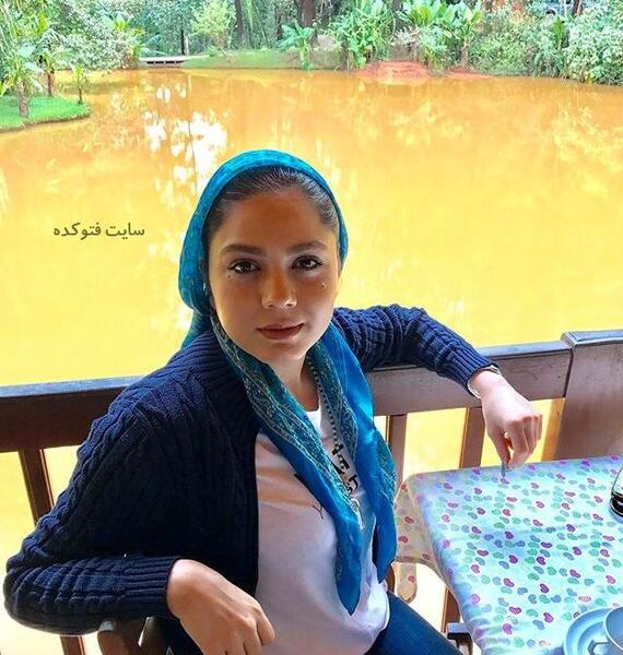 عکس آزاده در خارج از کشور
