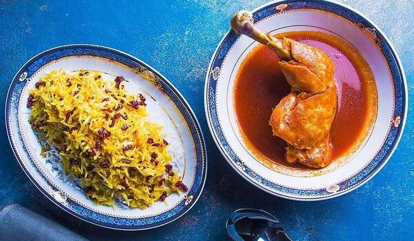 عکس زرشک پلو با مرغ ریش ریش