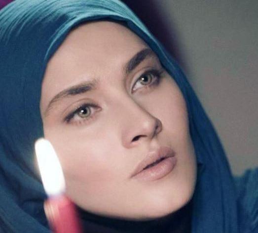 عکس ساناز صالحی بدون ارایش