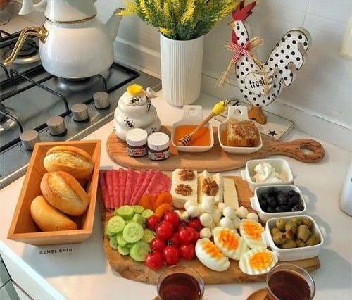 عکس رمانتیک صبحانه