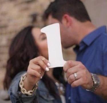 عکس ایده عکاسی برای سالگرد عقد