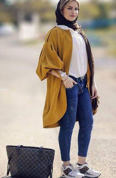 عکس مدل مانتو دخترانه زرد