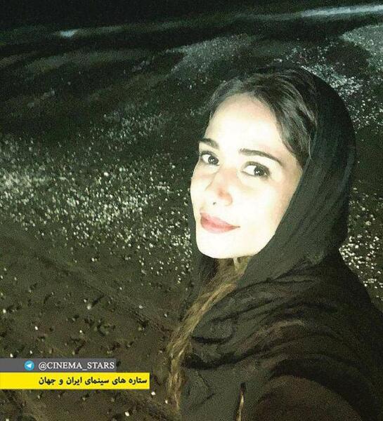 عکسهای سلفی پریناز ایزدیار