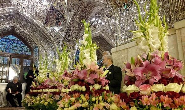 عکس گلهای بالای ضریح امام رضا