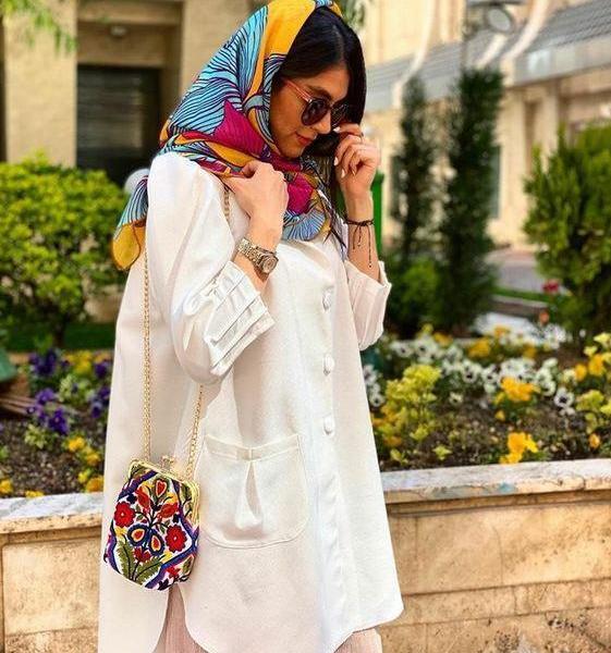 عکس مدل مانتو دخترانه سفید