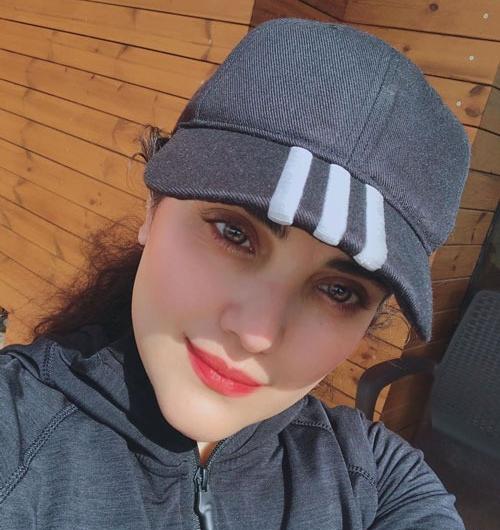 عکس صبا سهیلی و خواهرش