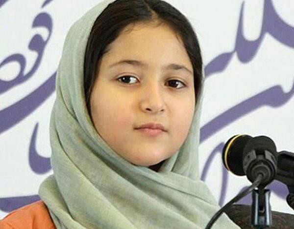 عکس پوریا در دودکش