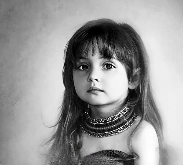 عکس نوزاد دختر مو مشکی