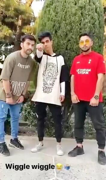 عکس دونفره نیکا و دیانا