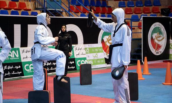 عکس زینب قنبری