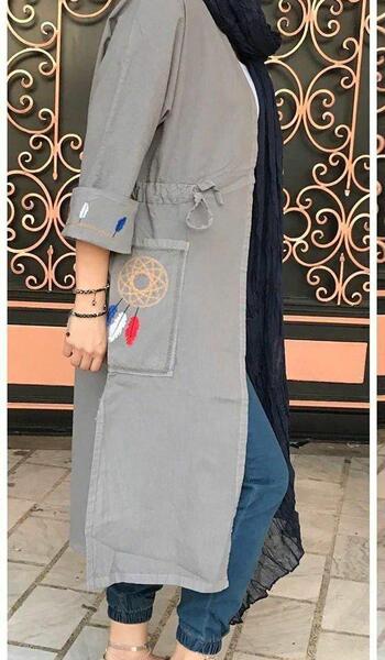 عکس مدل مانتو جلو باز آستین پاکتی