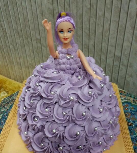 عکس کیک تولد دخترانه عروسک