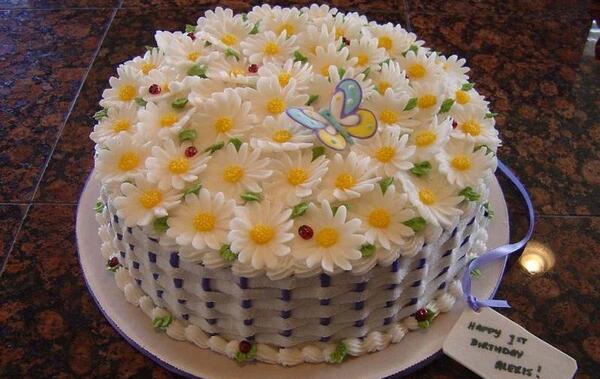 عکس گل نرگس روی کیک