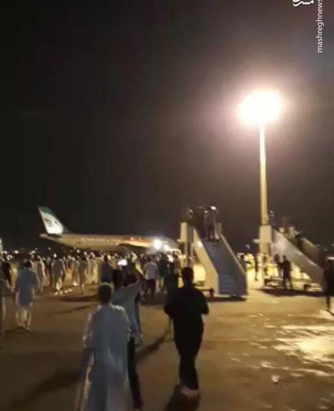 عکس شب فرودگاه