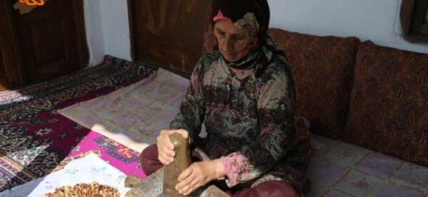 عکس حلوا گردویی