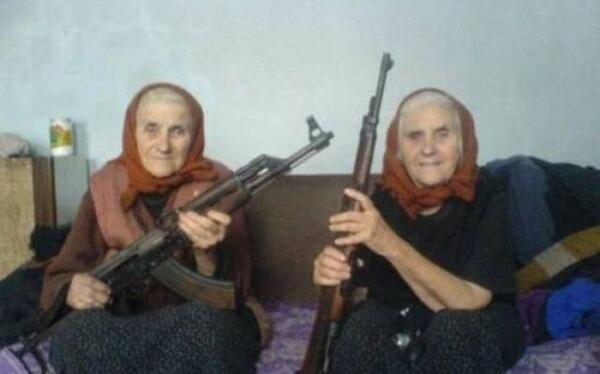 عکس طنز پیرزن