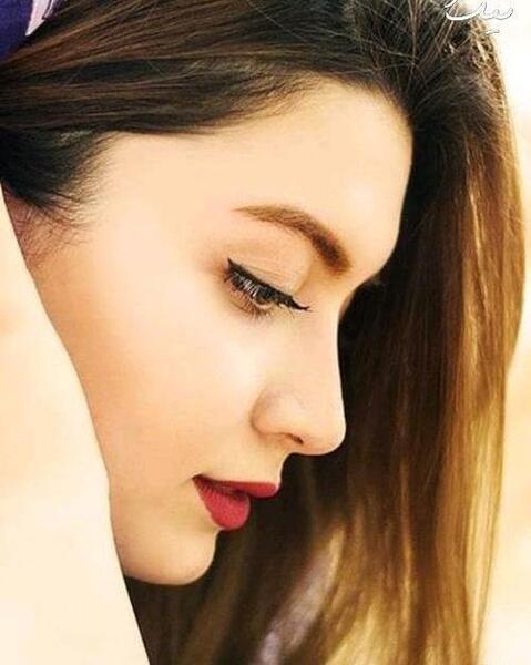 عکس دختر زیبا از نیمرخ