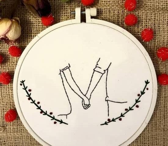 عکس ایده گلدوزی عاشقانه