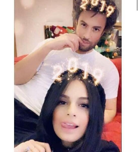 عکس بنیامین بهادری و خانواده اش