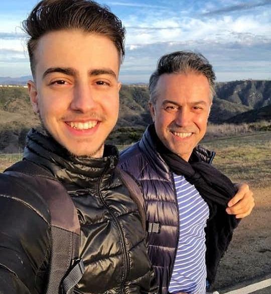 عکس دانیال حکیمی با همسرش