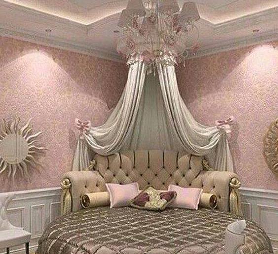 عکس های عاشقانه دونفره روی تخت خواب