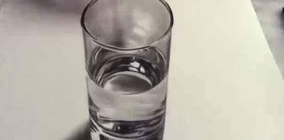 عکس سه بعدی لیوان