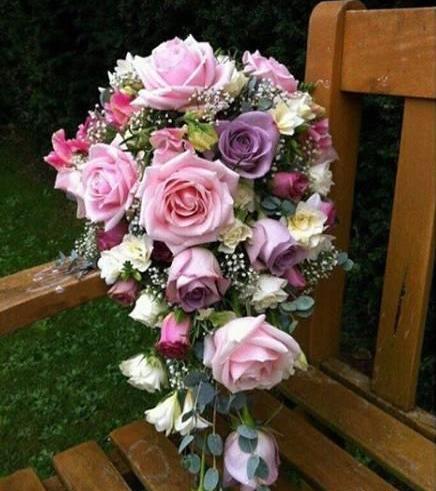 عکس دسته گل یاسی رنگ