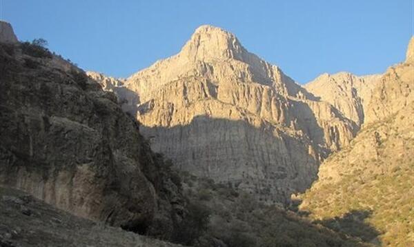 عکس سفید کوه لرستان