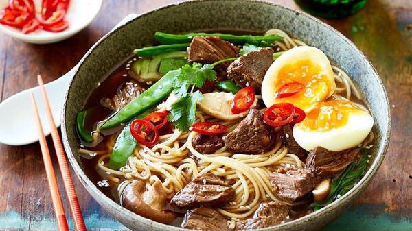 عکس غذای ژاپنی رامن