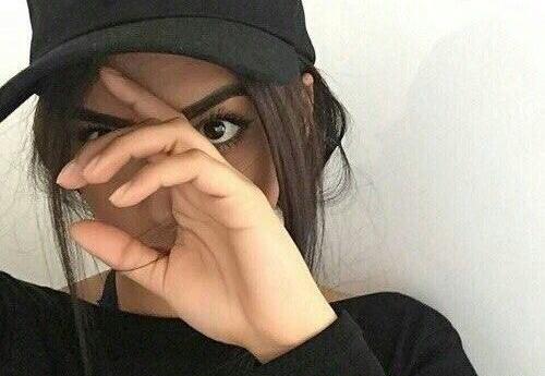 عکس مرد کلاه دار
