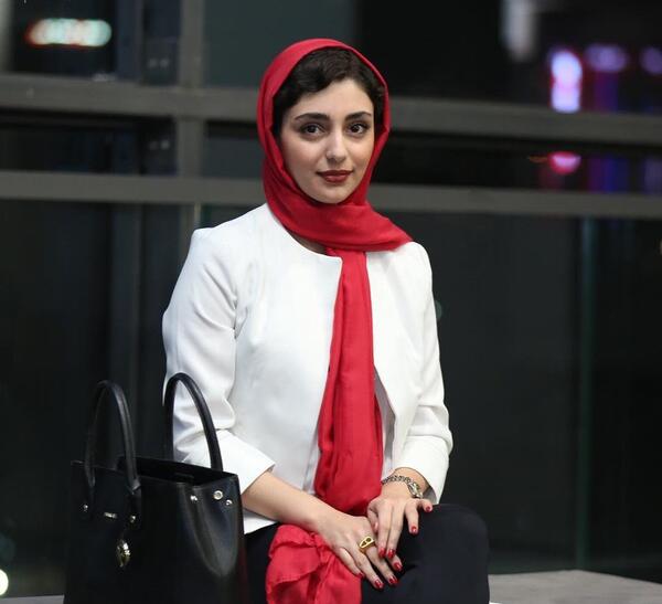 عکس نوشته هستی مهدوی فر