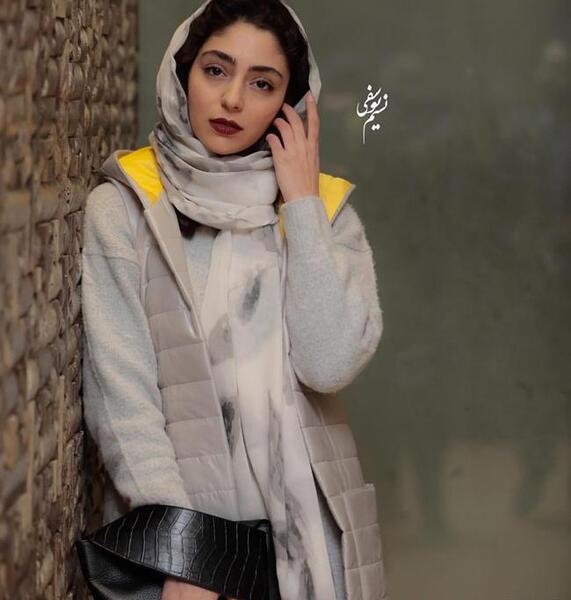 عکس نوشته هستی مهدوی فر