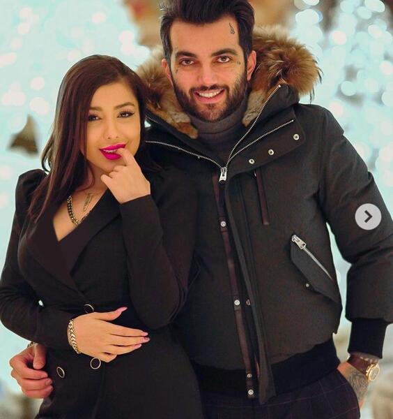 عکس پویا و همسرش