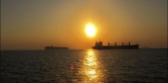عکس دریا شب بندرعباس