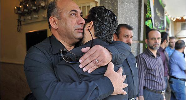 عکسهای مراسم درگذشت پدر حامد بهداد