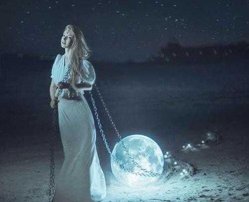 عکس ماه پروفایل