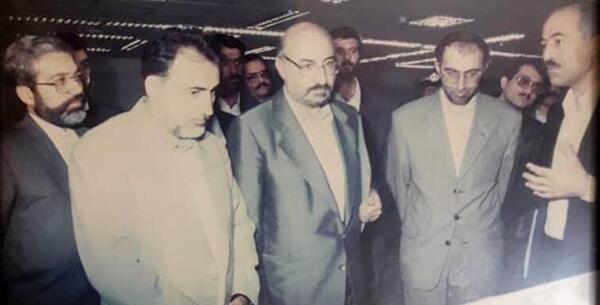 عکس مرد شاپرکی