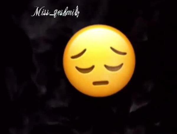 عکس پروفایل غمگین ایموجی