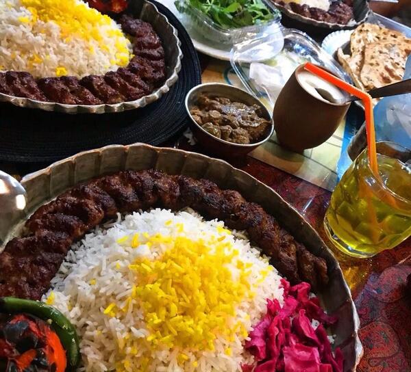 عکس غذا در رستوران