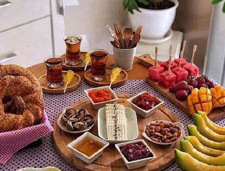 عکس صبحانه عروس و داماد