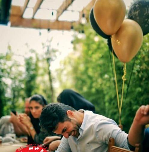 عکس علی ضیا در پارتی