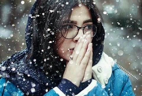 ژست عکس دخترانه در برف
