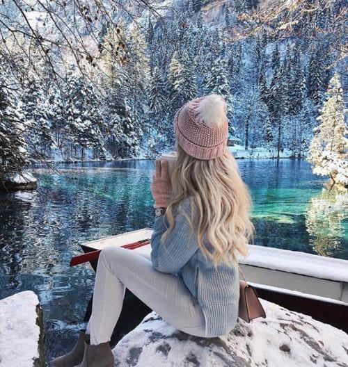 ژست عکس دخترانه در برف