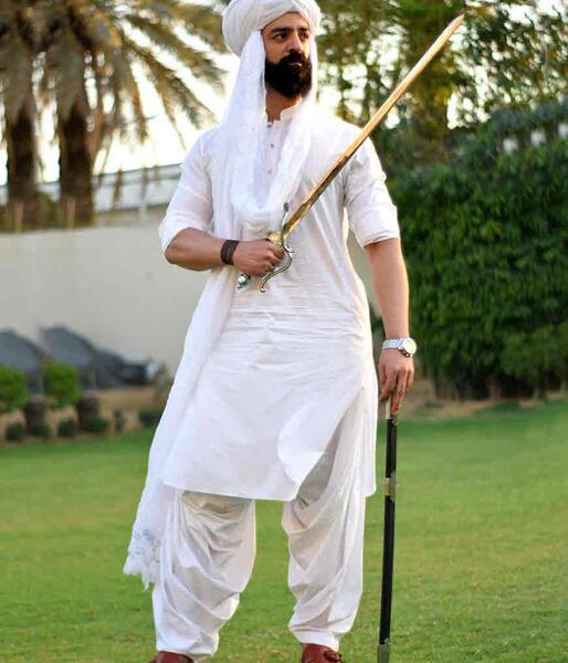 عکس مرد بلوچ