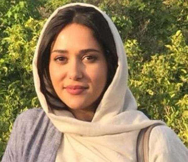 عکس خوشگذرانی پریناز ایزدیار