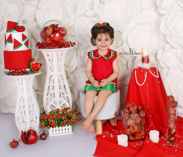 عکس یلدایی پسرانه