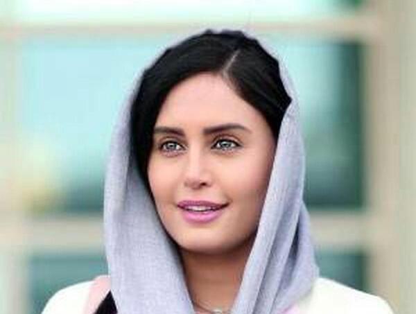عکس با حجاب الناز شاکردوست